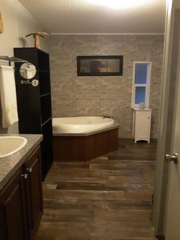 507 Stewart Drive, Defuniak Springs, FL 32433