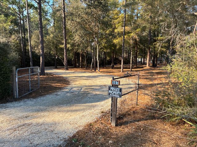 507 Stewart Drive, Defuniak Springs, FL 32433