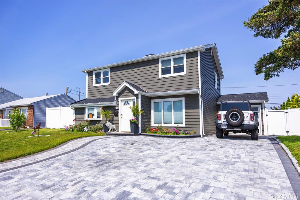 4185 Harriet Road, Bethpage, NY 11714 — photo 2