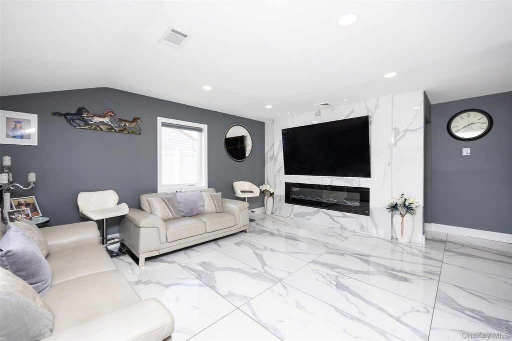 4185 Harriet Road, Bethpage, NY 11714 — photo 5