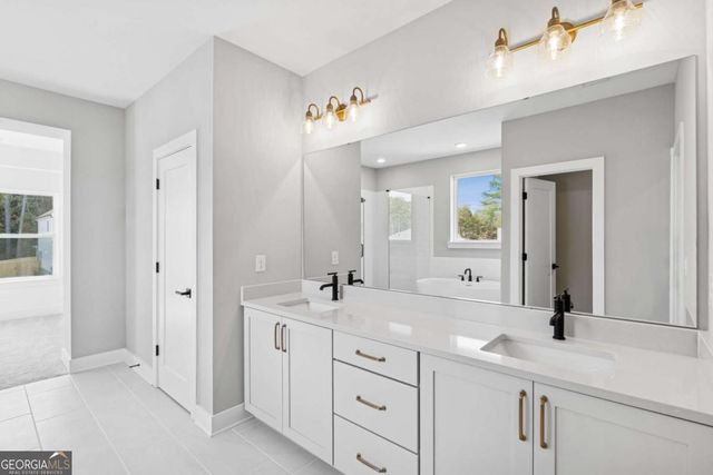 255 Wild Ginger Bend, Woodstock, GA 30188