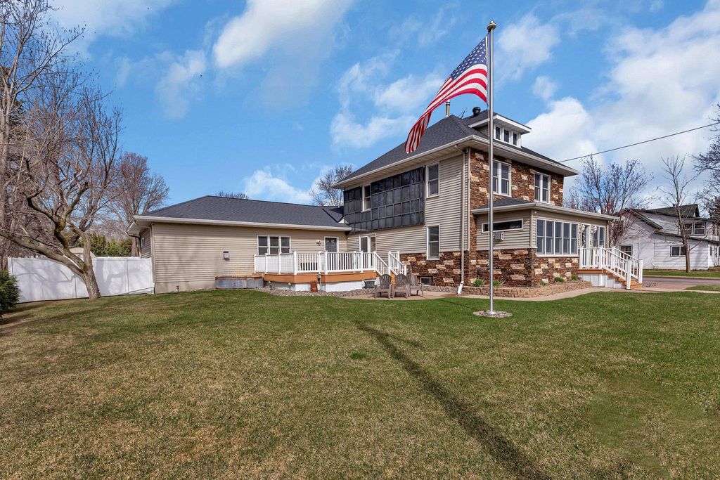 131 Norman Avenue N, Foley, MN 56329