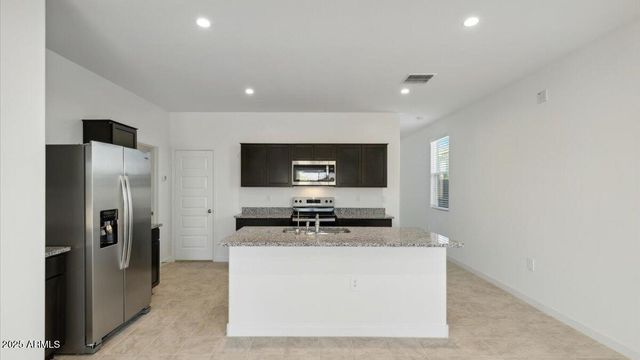 2740 W Sonrisa Avenue, Apache Junction, AZ 85120