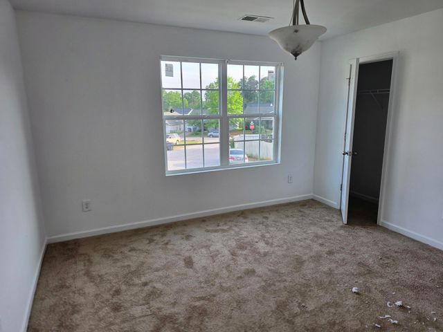 5 Bethel Street, Spartanburg, SC 29306