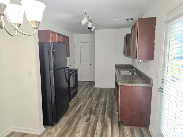 5 Bethel Street, Spartanburg, SC 29306