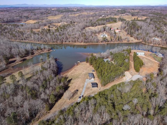 275 Michaels Ct, Chesnee, SC 29323