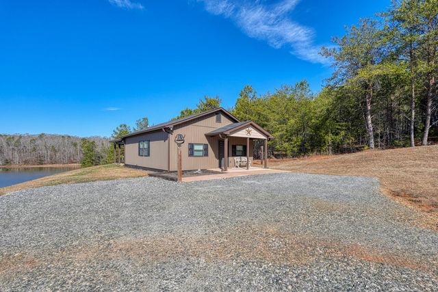 275 Michaels Ct, Chesnee, SC 29323