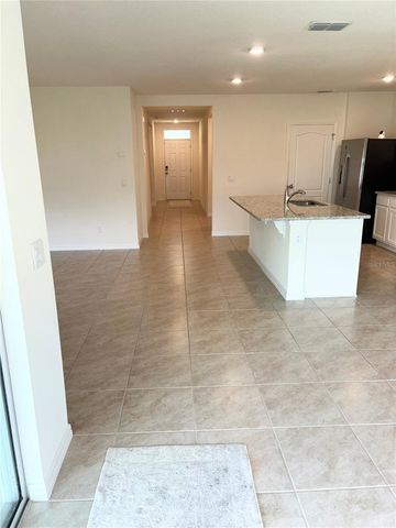 5216 GREENHEART AVENUE, Mount Dora, FL 32757