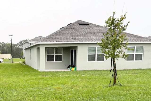 5216 GREENHEART AVENUE, Mount Dora, FL 32757