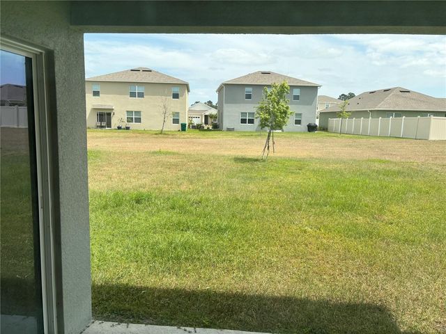 5216 GREENHEART AVENUE, Mount Dora, FL 32757