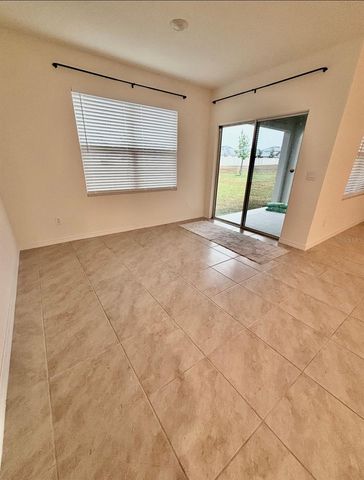 5216 GREENHEART AVENUE, Mount Dora, FL 32757