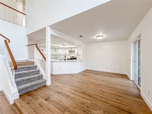 206 Camino Cortina, Camarillo, CA 93010