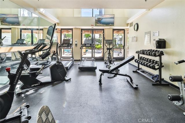 206 Camino Cortina, Camarillo, CA 93010