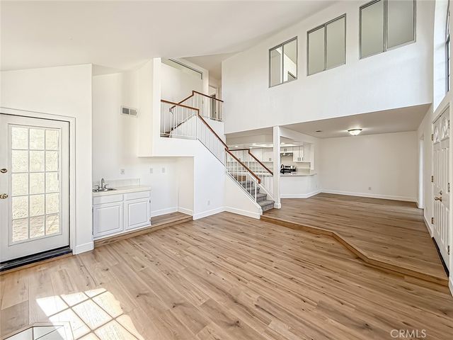 206 Camino Cortina, Camarillo, CA 93010