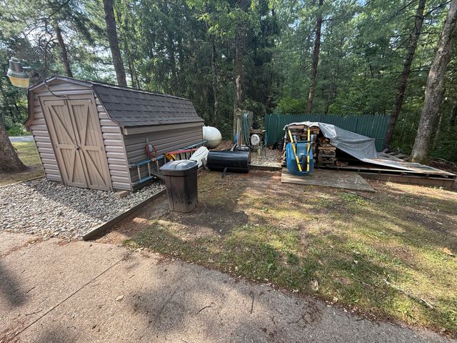 8733 S James Road, Baldwin, MI 49304