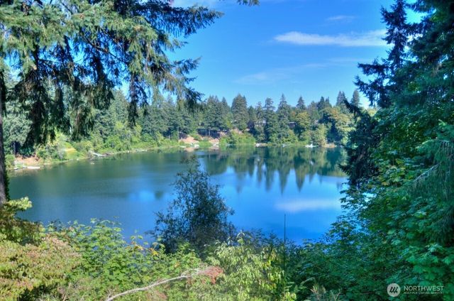 5016 Brassfield Road SE, Olympia, WA 98501
