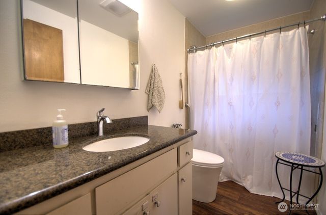 5016 Brassfield Road SE, Olympia, WA 98501