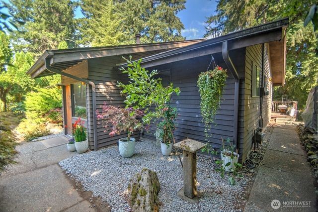 5016 Brassfield Road SE, Olympia, WA 98501