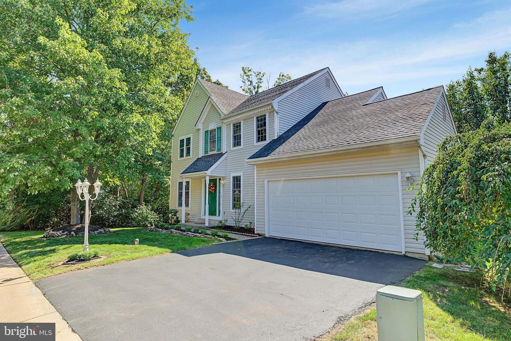 705 BUTTONWOOD DR, ROYERSFORD, PA 19468 — photo 3