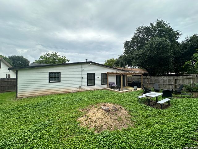 819 BIG SKY DR, San Antonio, TX 78245