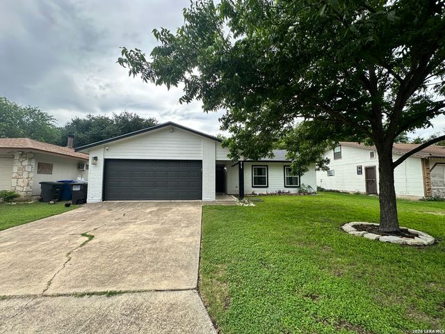 819 BIG SKY DR, San Antonio, TX 78245