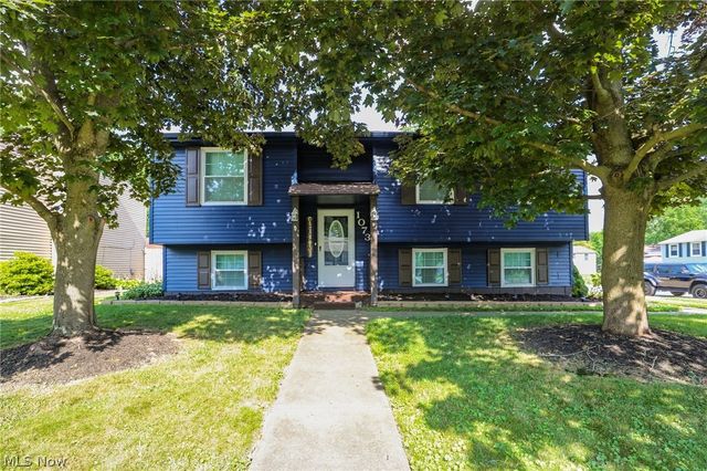 1073 Sunnywood Lane, Ravenna, OH 44266