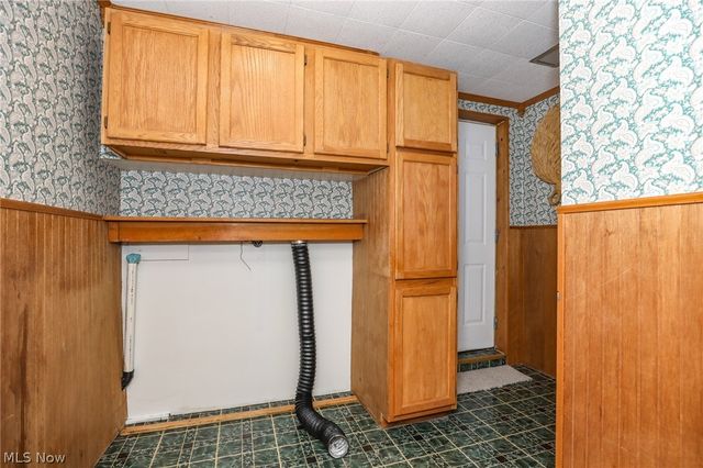 1073 Sunnywood Lane, Ravenna, OH 44266