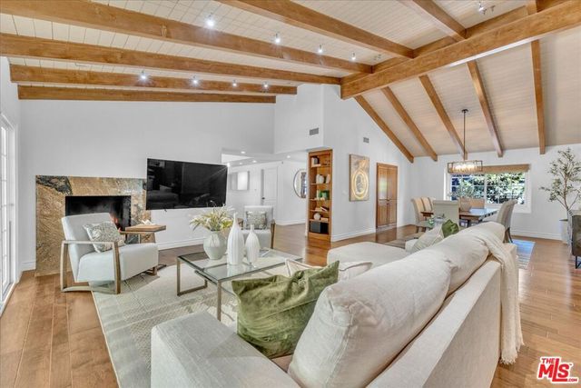 3741 Royal Woods Drive, Sherman Oaks, CA 91403