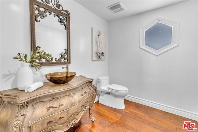 3741 Royal Woods Drive, Sherman Oaks, CA 91403
