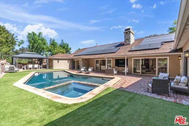 3741 Royal Woods Drive, Sherman Oaks, CA 91403