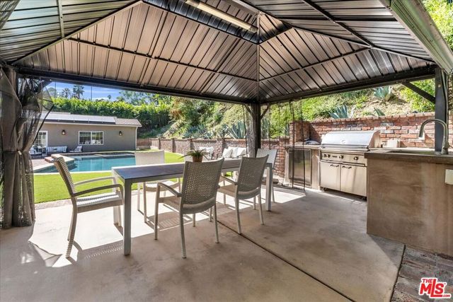 3741 Royal Woods Drive, Sherman Oaks, CA 91403