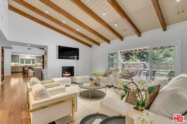 3741 Royal Woods Drive, Sherman Oaks, CA 91403