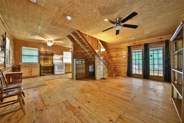 90 Recreation Lane, Coldspring, TX 77331