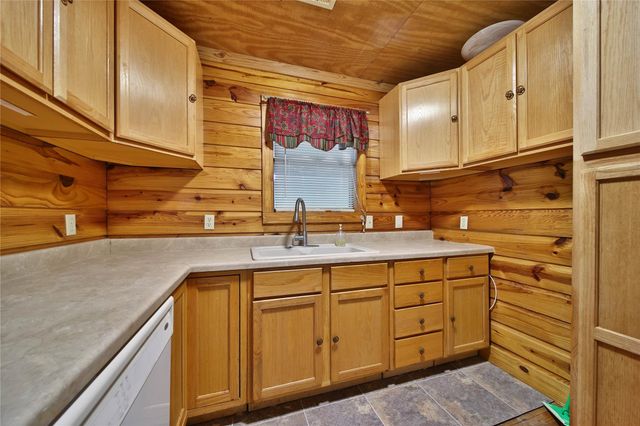 90 Recreation Lane, Coldspring, TX 77331
