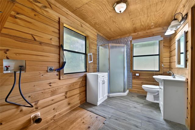90 Recreation Lane, Coldspring, TX 77331