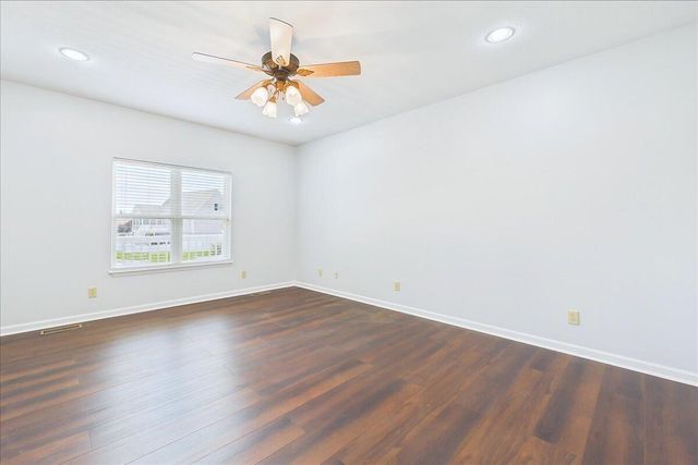 242 Fyke Drive, Athens, TN 37303