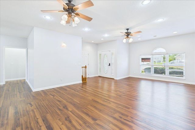 242 Fyke Drive, Athens, TN 37303