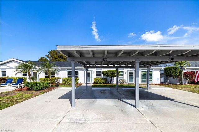 6834 Bogey DR, Fort Myers, FL 33919