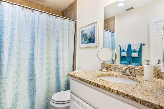 6834 Bogey DR, Fort Myers, FL 33919