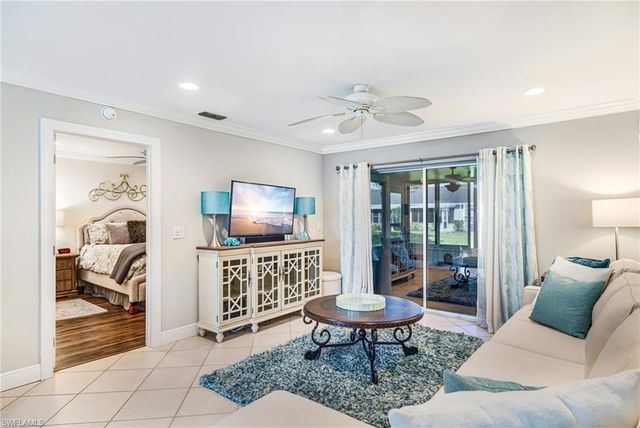 6834 Bogey DR, Fort Myers, FL 33919