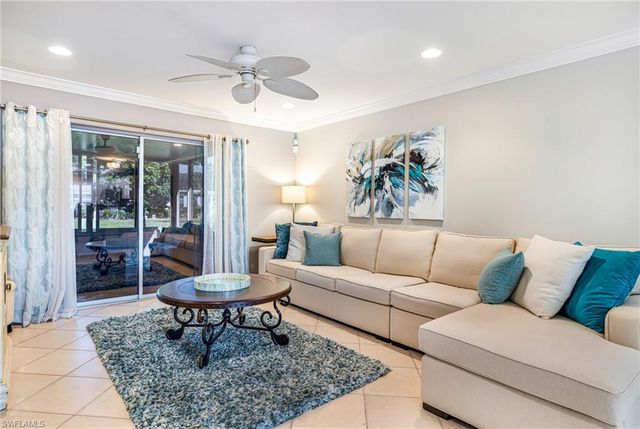 6834 Bogey DR, Fort Myers, FL 33919