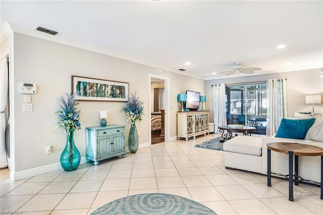 6834 Bogey DR, Fort Myers, FL 33919