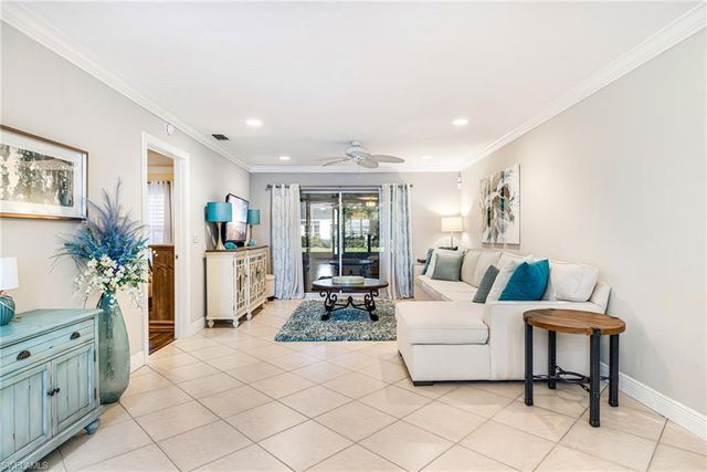 6834 Bogey DR, Fort Myers, FL 33919