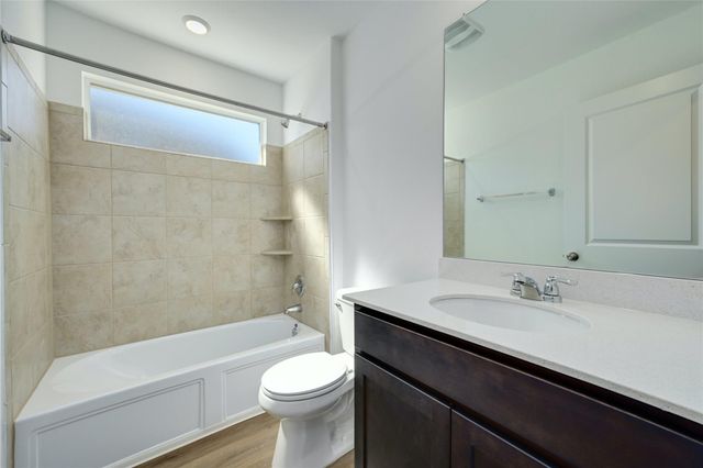 1015 Ascari CT, Hutto, TX 78634