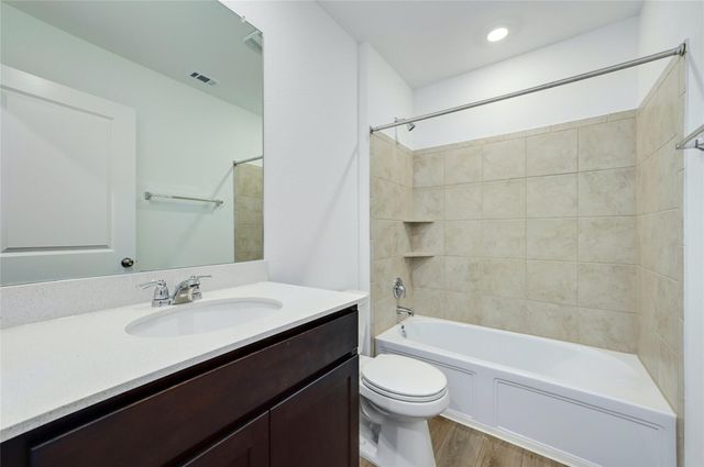 1015 Ascari CT, Hutto, TX 78634