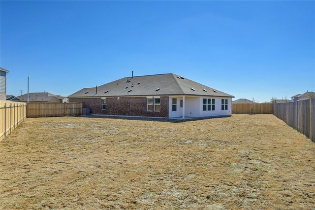 1015 Ascari CT, Hutto, TX 78634