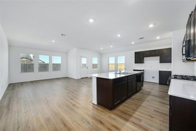 1015 Ascari CT, Hutto, TX 78634