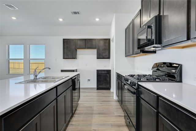 1015 Ascari CT, Hutto, TX 78634