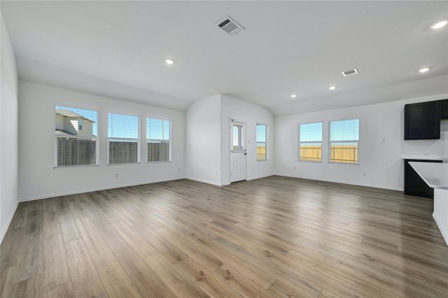 1015 Ascari CT, Hutto, TX 78634