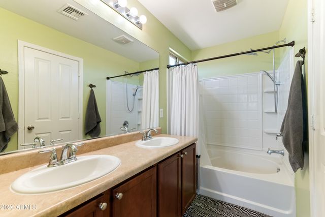 7780 W BONITOS Drive, Phoenix, AZ 85035